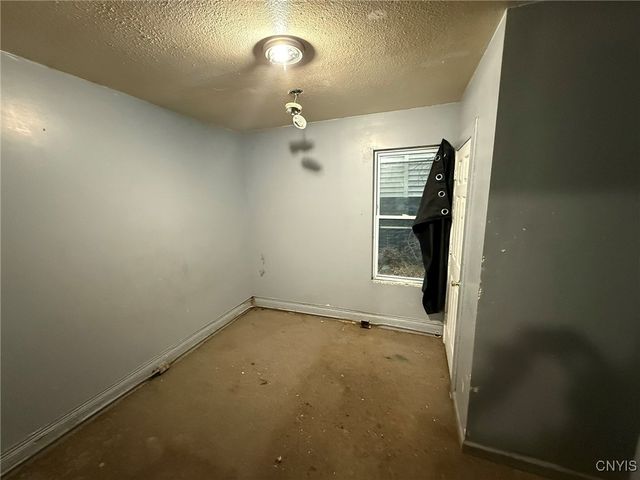 835 South Wilbur Avenue, Syracuse, NY 13204