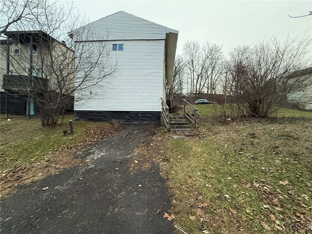 835 South Wilbur Avenue, Syracuse, NY 13204