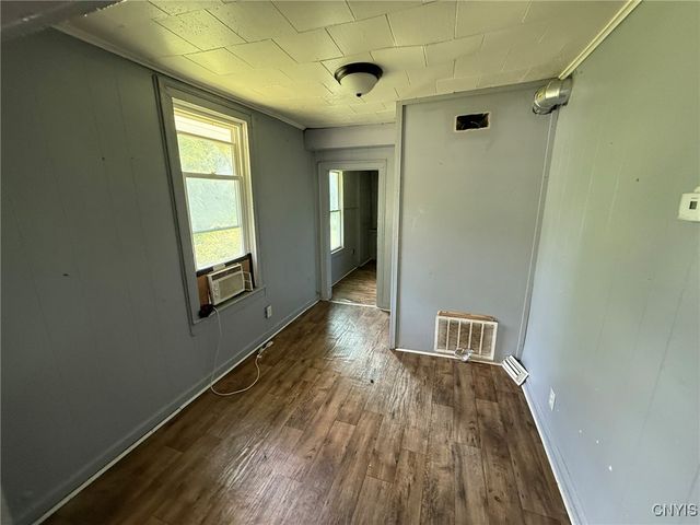 835 South Wilbur Avenue, Syracuse, NY 13204