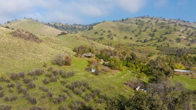 31898 Success Valley Drive Drive, Porterville, CA 93257