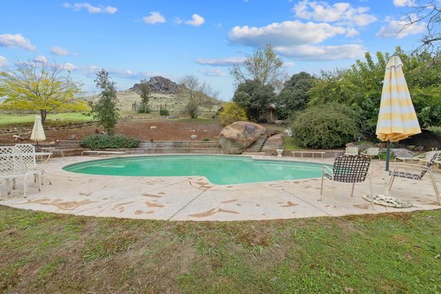 31898 Success Valley Drive Drive, Porterville, CA 93257