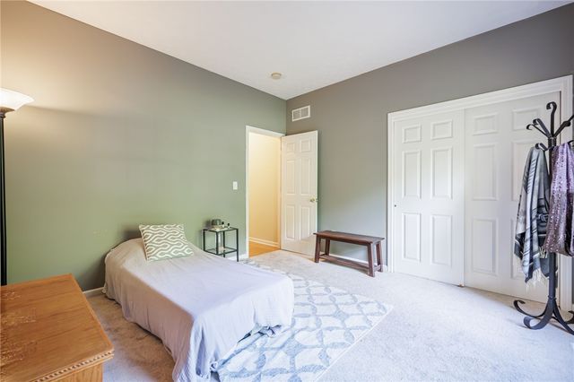 1125 Whalen Road, Penfield, NY 14526