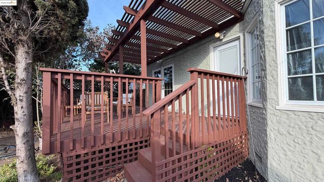 869 Lassen St, Richmond, CA 94805