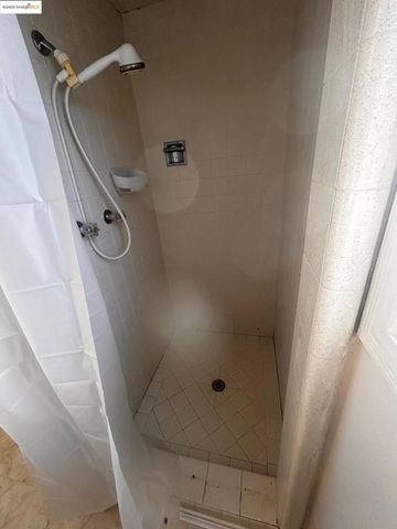 869 Lassen St, Richmond, CA 94805