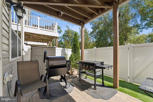 7825 AMALFI LN, Severn, MD 21144
