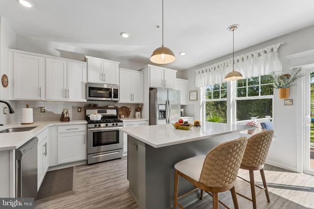 7825 AMALFI LN, Severn, MD 21144