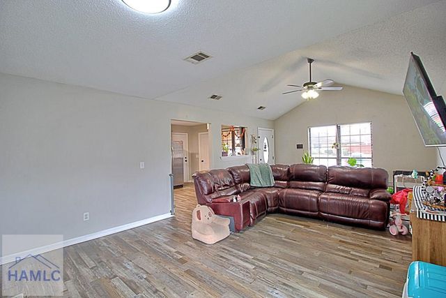 1567 Pendleton Drive, Hinesville, GA 31313