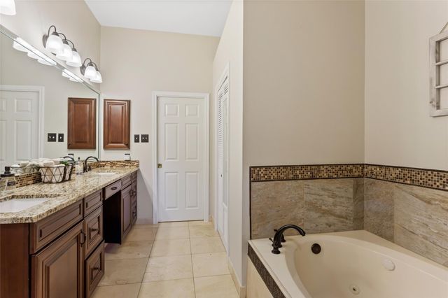 3435 Sky Ranch Dr, Alvin, TX 77511