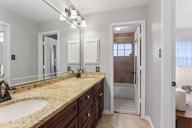 3435 Sky Ranch Dr, Alvin, TX 77511