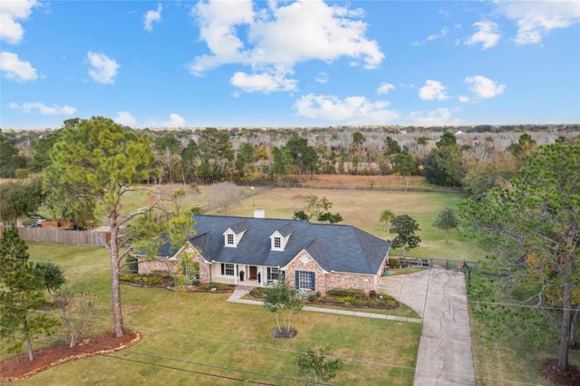 3435 Sky Ranch Dr, Alvin, TX 77511