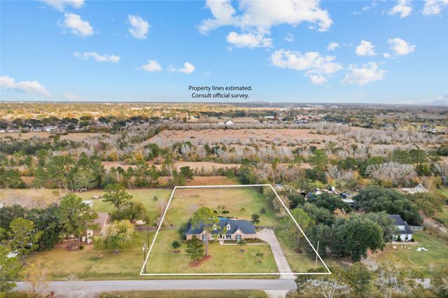 3435 Sky Ranch Dr, Alvin, TX 77511