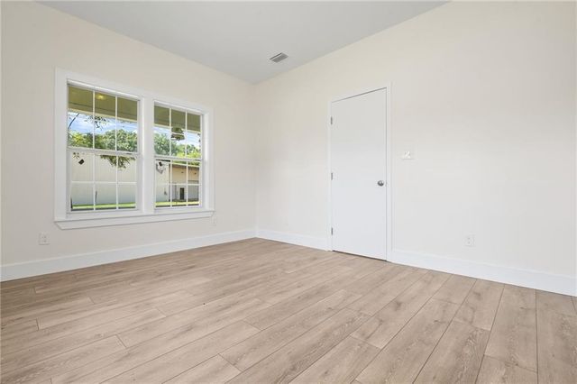 202 Lafayette Street N, Mobile, AL 36604