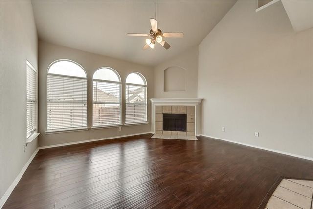 409 Knoll Park Court, Mckinney, TX 75072