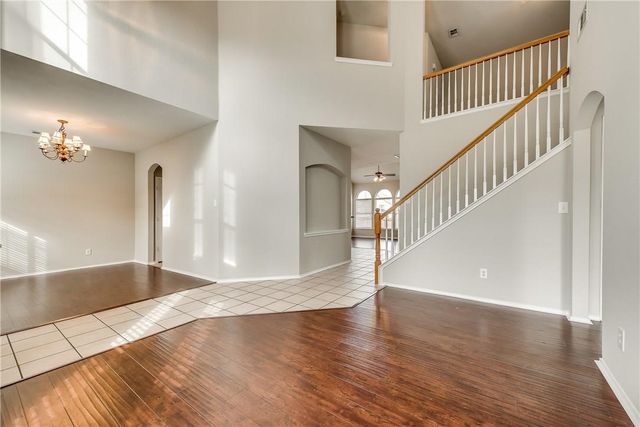 409 Knoll Park Court, Mckinney, TX 75072