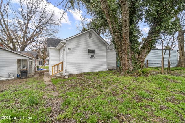 1774 W Gaulbert Ave, Louisville, KY 40210