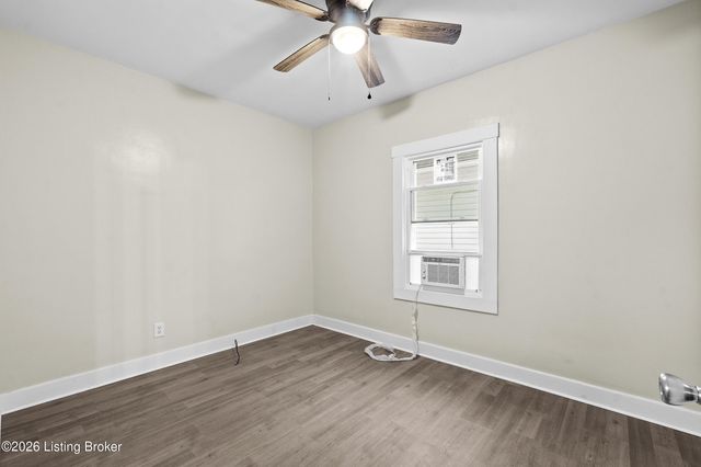 1774 W Gaulbert Ave, Louisville, KY 40210