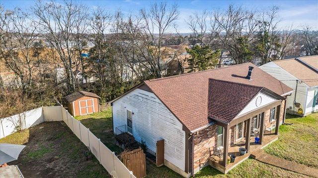 1317 Pilgrim Dr, Madison, TN 37115