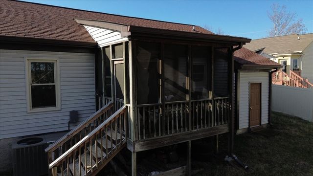 1317 Pilgrim Dr, Madison, TN 37115