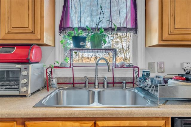 1317 Pilgrim Dr, Madison, TN 37115