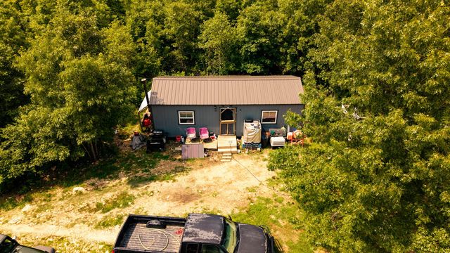 10254 Stella Way, Birch Tree, MO 65438