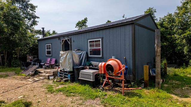 10254 Stella Way, Birch Tree, MO 65438