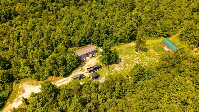 10254 Stella Way, Birch Tree, MO 65438