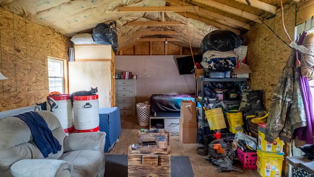 10254 Stella Way, Birch Tree, MO 65438