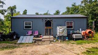 10254 Stella Way, Birch Tree, MO 65438