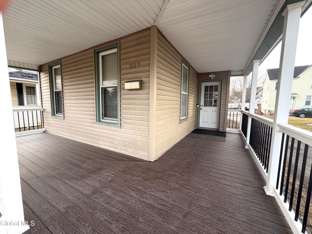 202 E 202 E Main Street Street, Johnstown, NY 12095