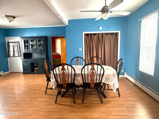 202 E 202 E Main Street Street, Johnstown, NY 12095