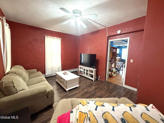 202 E 202 E Main Street Street, Johnstown, NY 12095