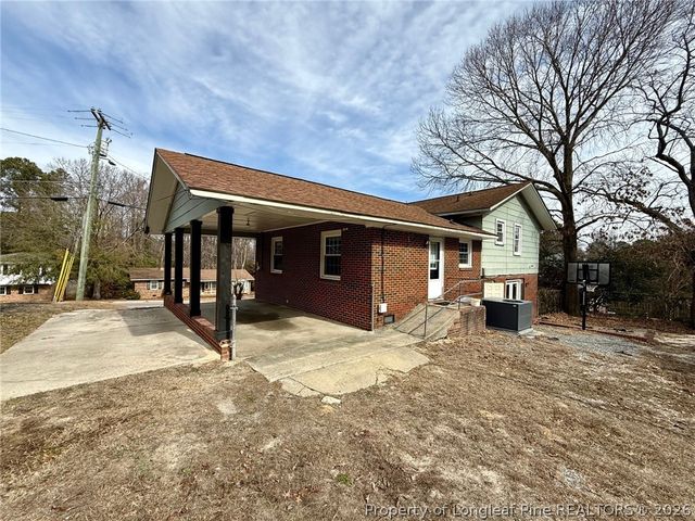 1440 Marlborough Road, Fayetteville, NC 28304