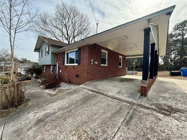 1440 Marlborough Road, Fayetteville, NC 28304