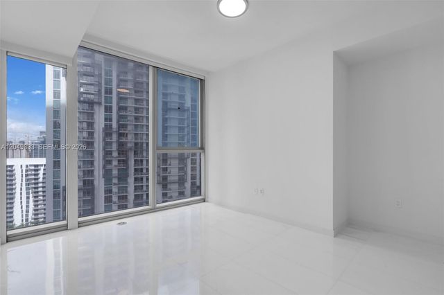 300 Biscayne Boulevard Way 3009W, Miami, FL 33131