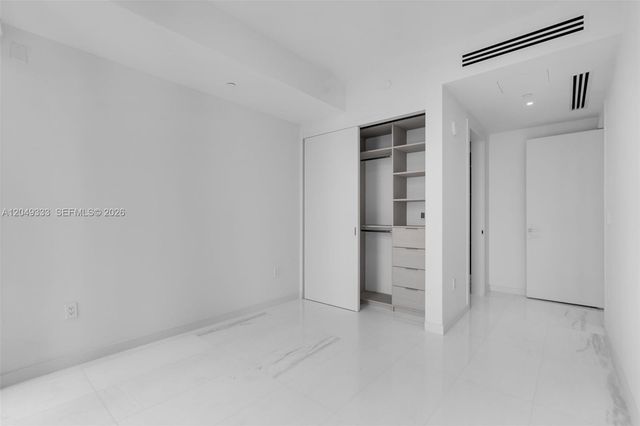 300 Biscayne Boulevard Way 3009W, Miami, FL 33131