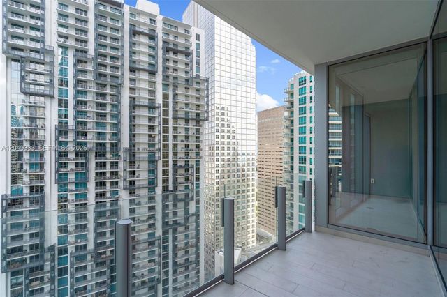 300 Biscayne Boulevard Way 3009W, Miami, FL 33131