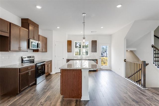 5720 Schelton SE Place, Mableton, GA 30126