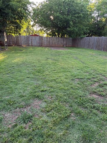 408 N 7th St., Noble, OK 73026