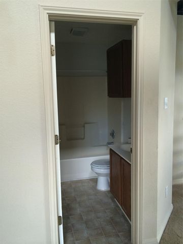 3003-C WHISPER OAKS LN C, Georgetown, TX 78628