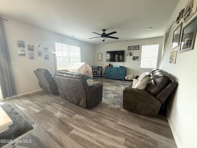 46 Rochester Street, Hampstead, NC 28443