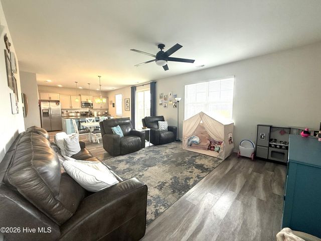 46 Rochester Street, Hampstead, NC 28443