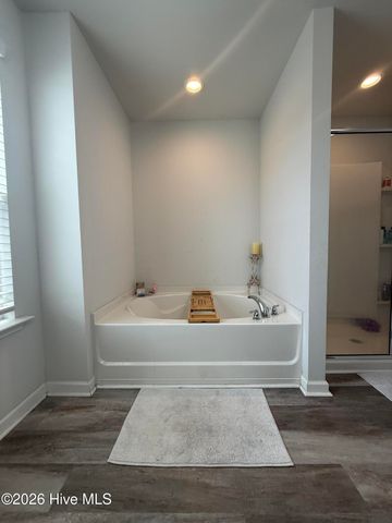 46 Rochester Street, Hampstead, NC 28443