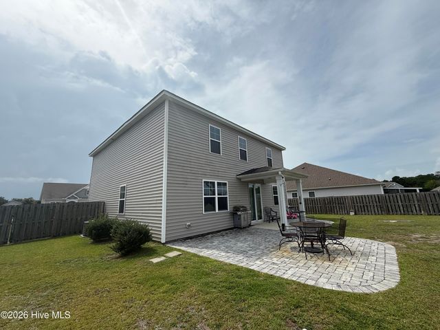 46 Rochester Street, Hampstead, NC 28443