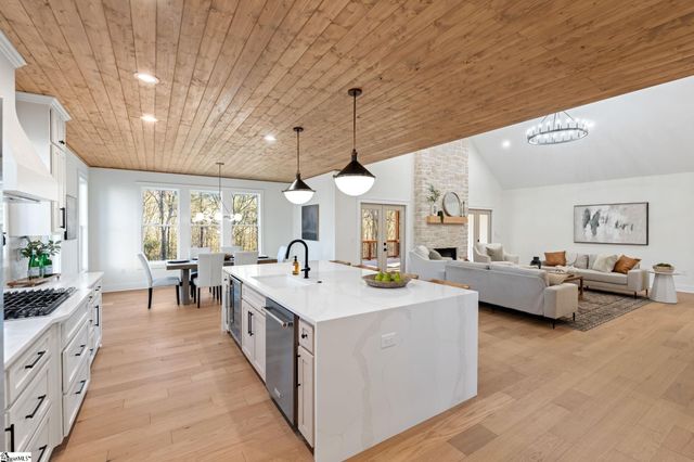 123 Bree Drive, Anderson, SC 29621