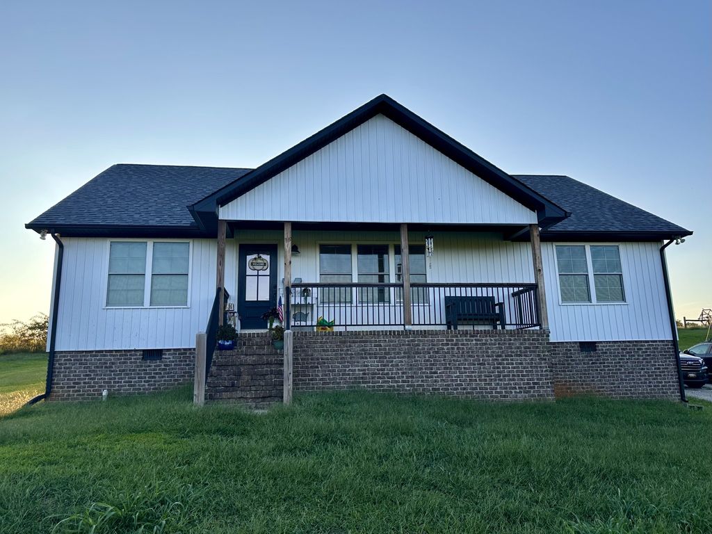 197 Yellowwood Ln, Sparta, TN 38583