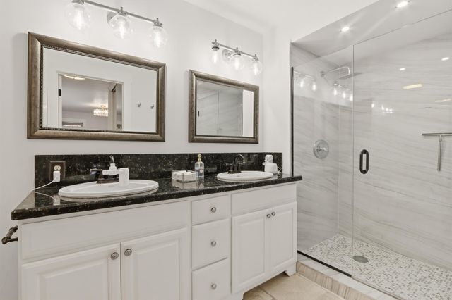 1001 10th Terrace, Palm Beach Gardens, FL 33418