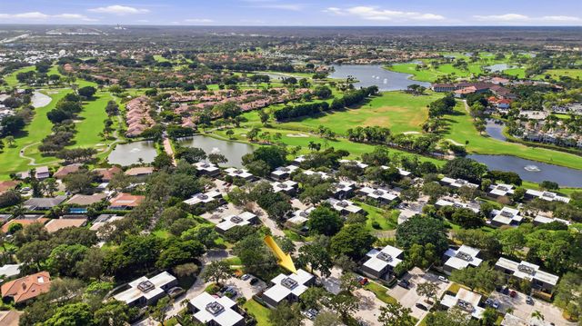 1001 10th Terrace, Palm Beach Gardens, FL 33418