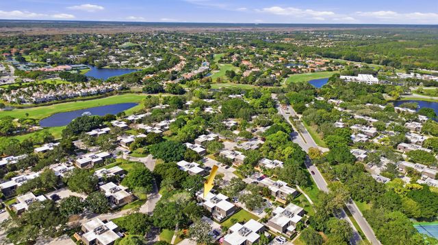 1001 10th Terrace, Palm Beach Gardens, FL 33418