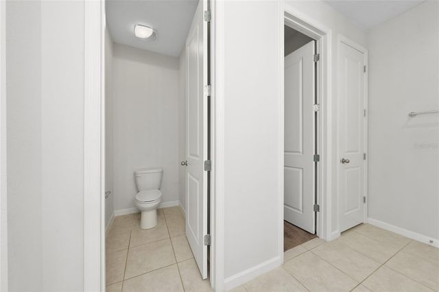 689 MEADOW POINTE DR, Haines City, FL 33844