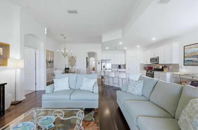 7412 DIVOT LOOP 7412, Bradenton, FL 34202